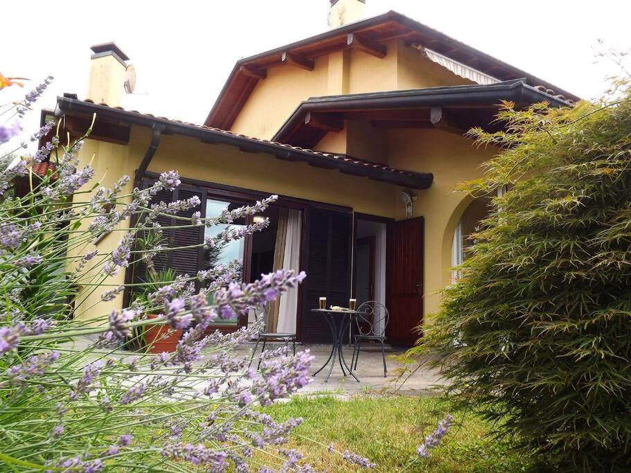 Your Family Home In Luino Exterior photo